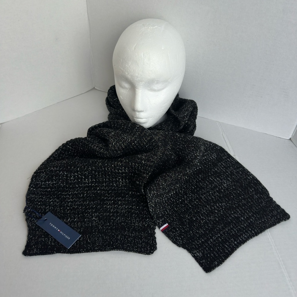Tommy Hilfiger Women’s Black & Silver Scarf NWT 68”x10”
